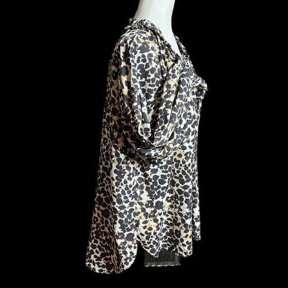 Sanctuary brand blouse, size L. - Picture 3 of 7